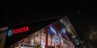 Arquitectura extraordinaria: el equilibrio entre forma, función y energía en el nuevo Showroom de Toyosa